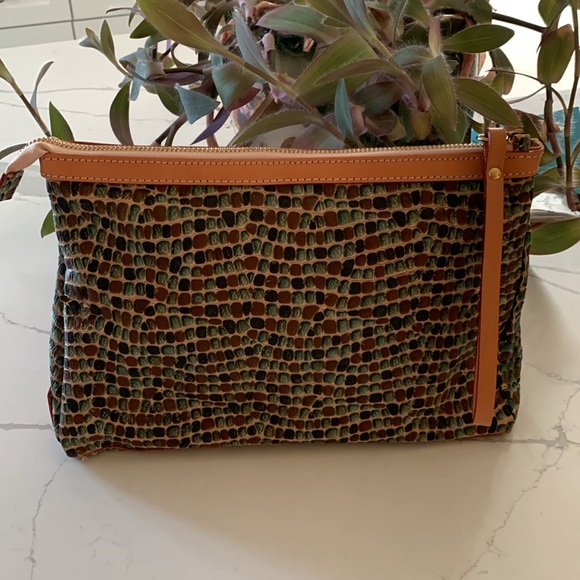 Cavalcanti leather multicolored wristlet/clutch made in Italy. NWOT. - Picture 2 of 12